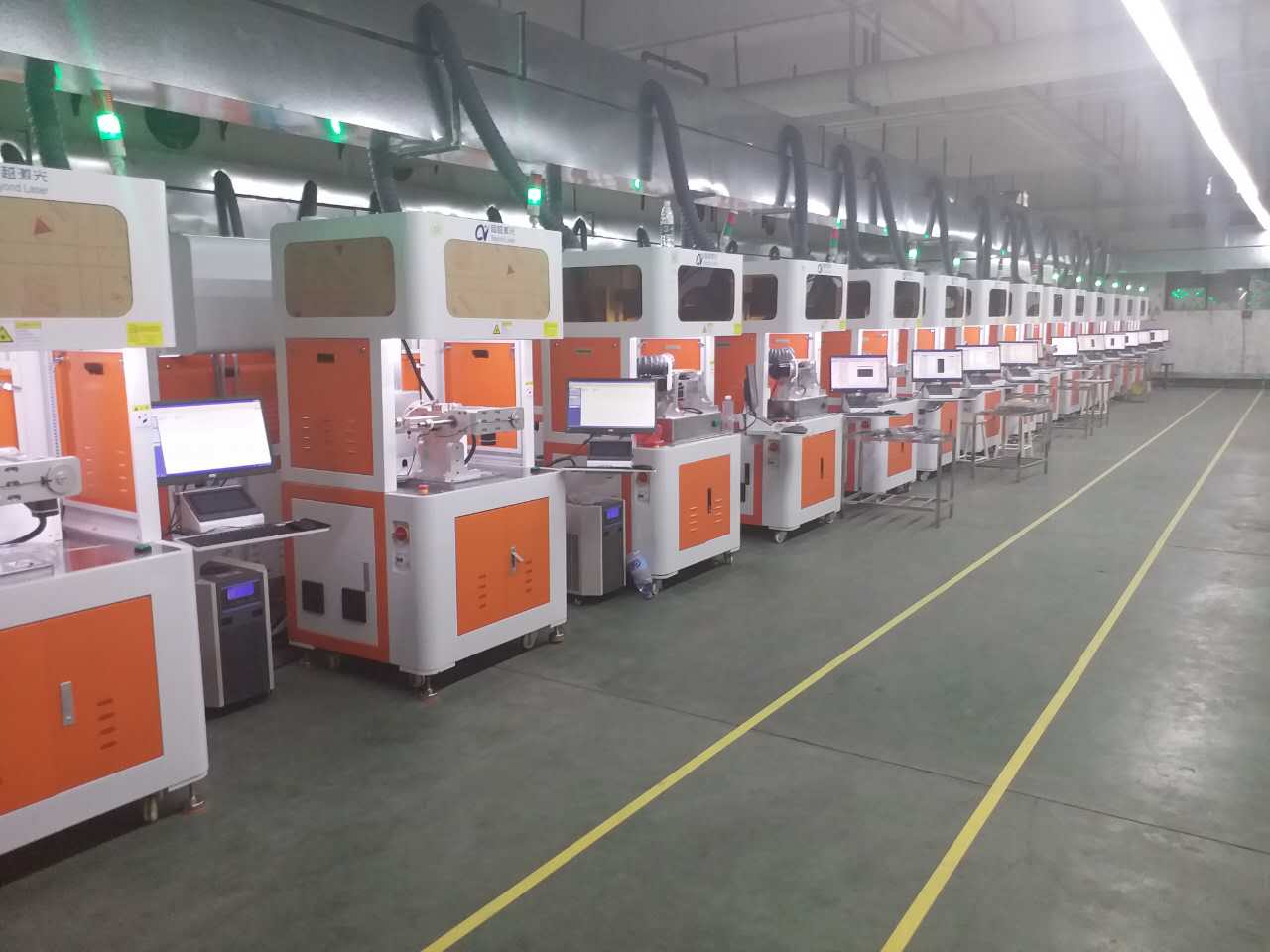 東莞手機行業(yè)激光雕刻機生產現場圖